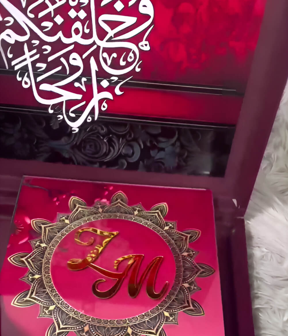 Acrylic Plate and Pen for Nikkah Ceremony Open Box